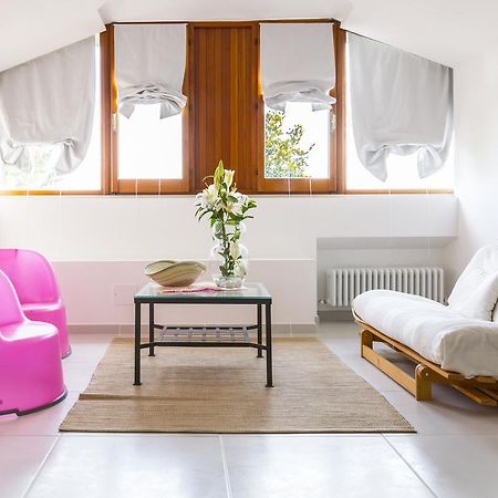 Bed and Breakfast Bianco Nuvola Montecchio  Экстерьер фото